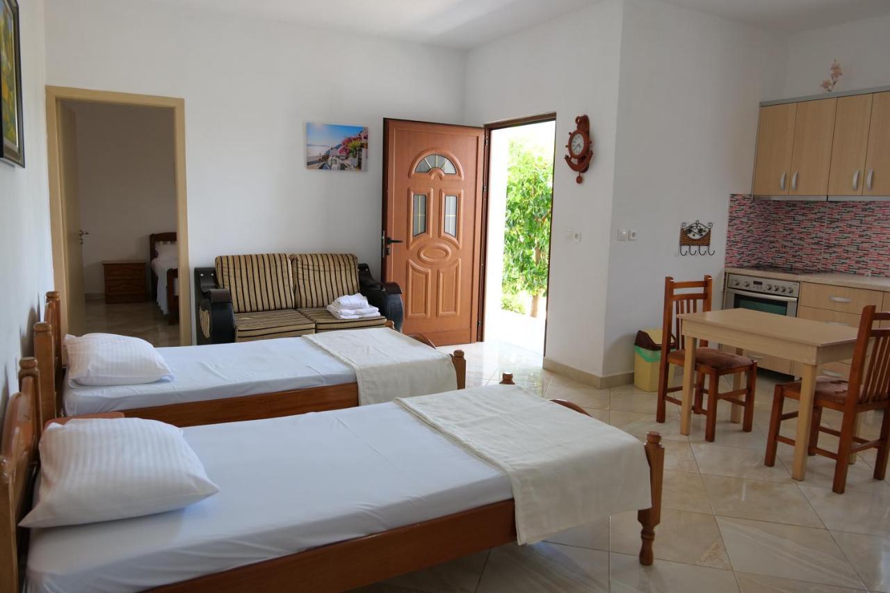 Pellumb Apartments Ksamil Buitenkant foto